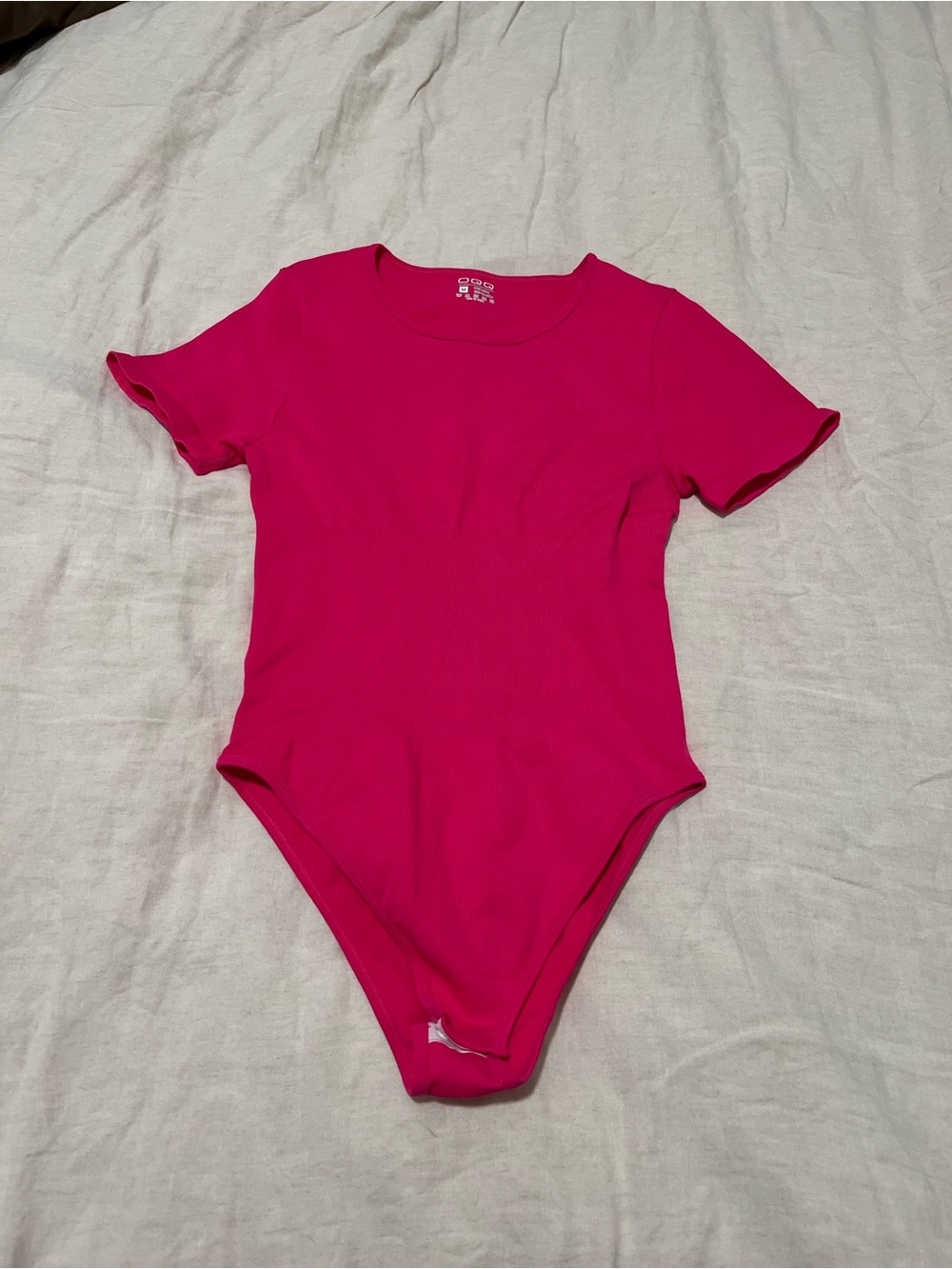 Women's Short-Sleeve Bodysuit in Hot Pink